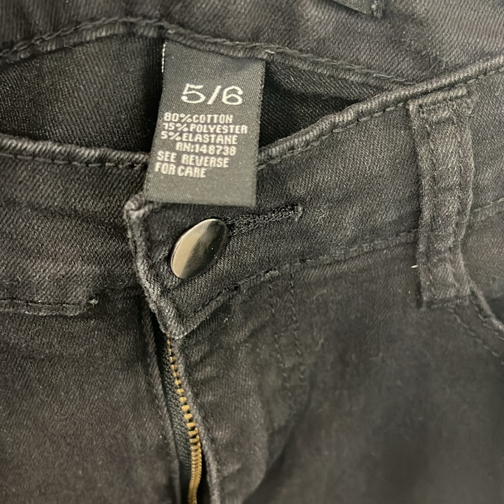 Jeans - Picture 5 of 5